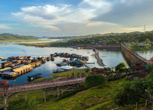 Uttamanusorn Bridge or Mon Bridge