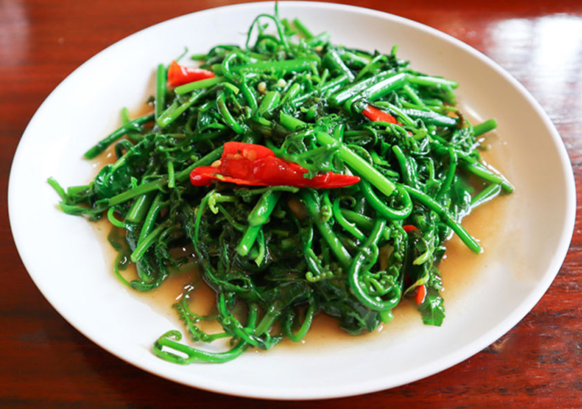 Stir vegetable fern